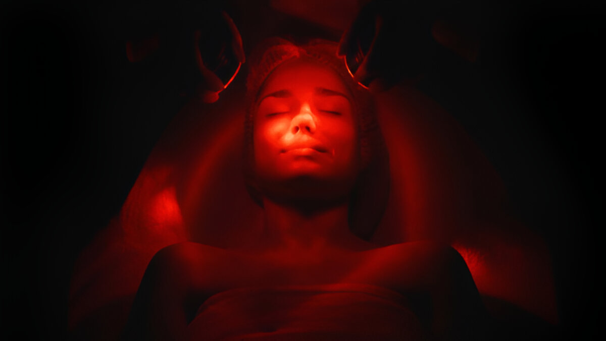 From Skin Glow to Deep Sleep: Red Light Therapy Dubai Is the Wellness Trend You Didn’t Know You Needed
